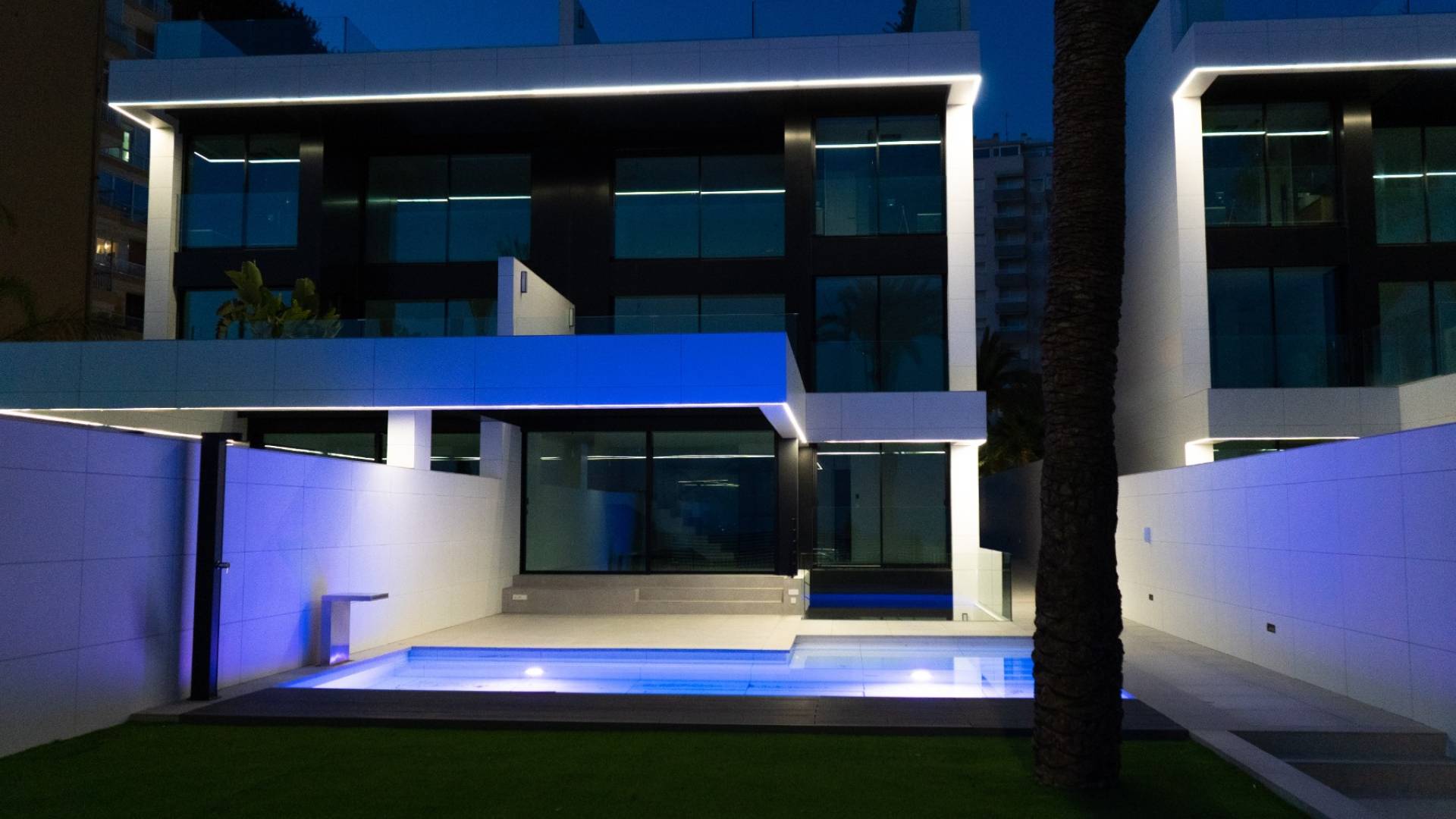 Nueva construcción  - Villa independiente - El Campello - Campello Beach