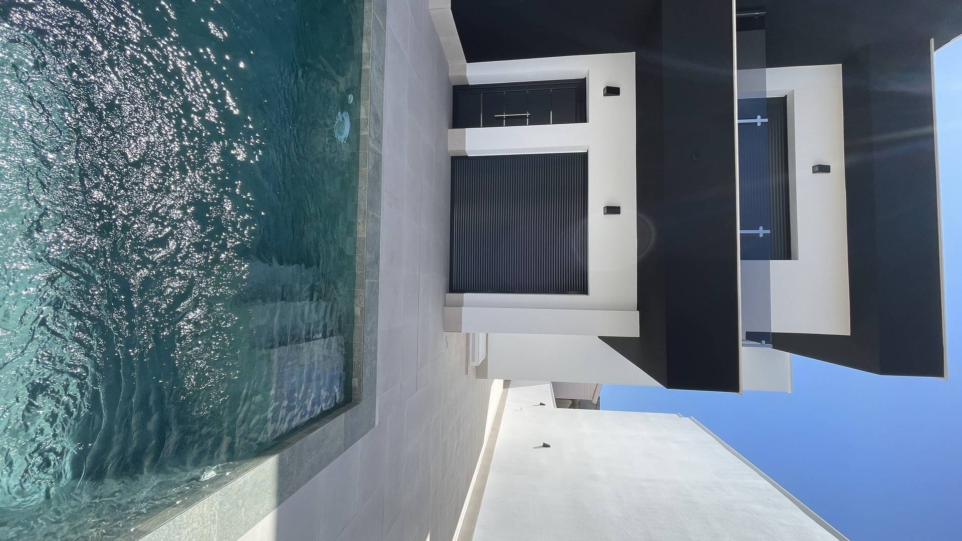 Nueva construcción  - Villa independiente - Heredades