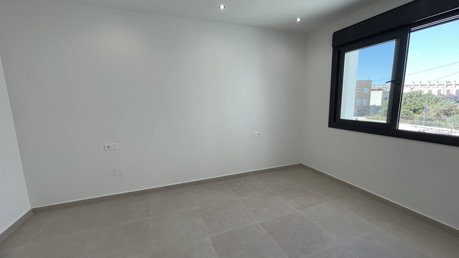 Nueva construcción  - Villa independiente - Heredades