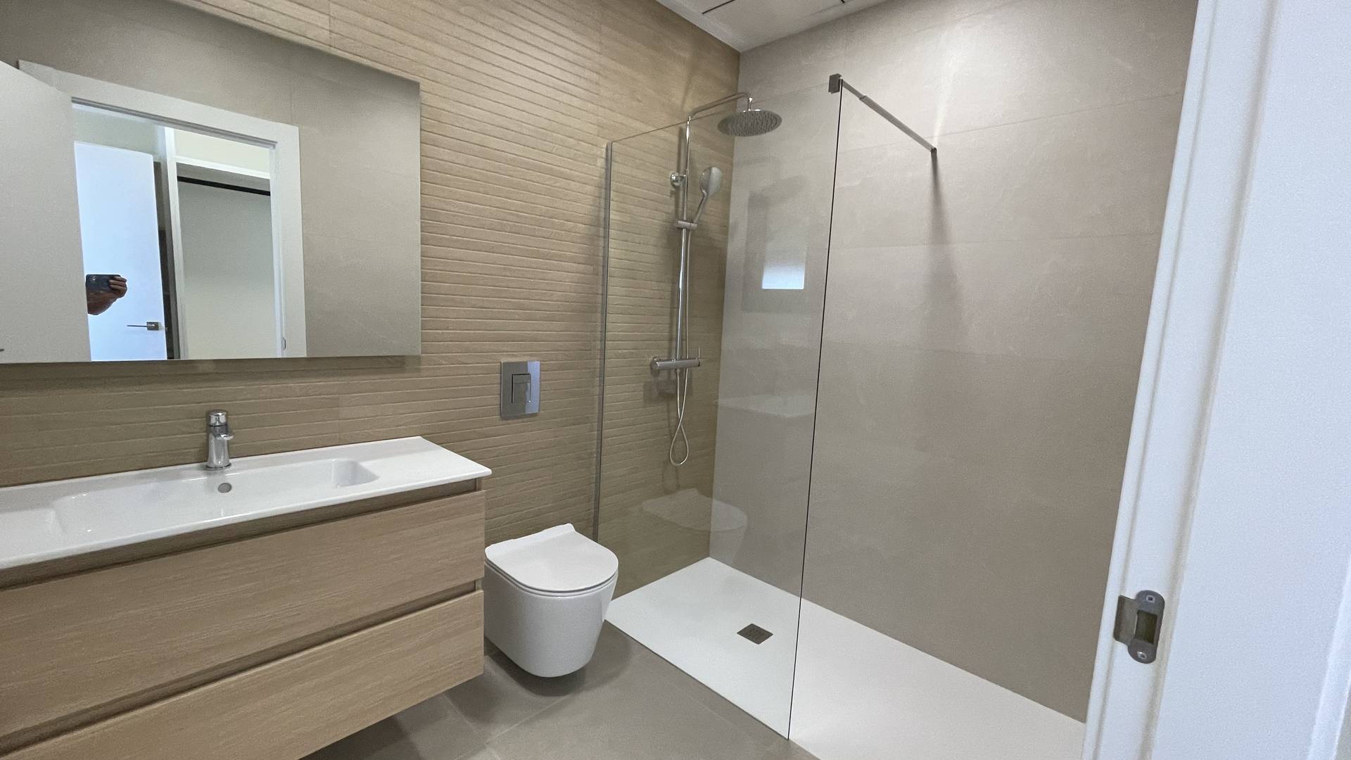 Nueva construcción  - Villa independiente - Heredades