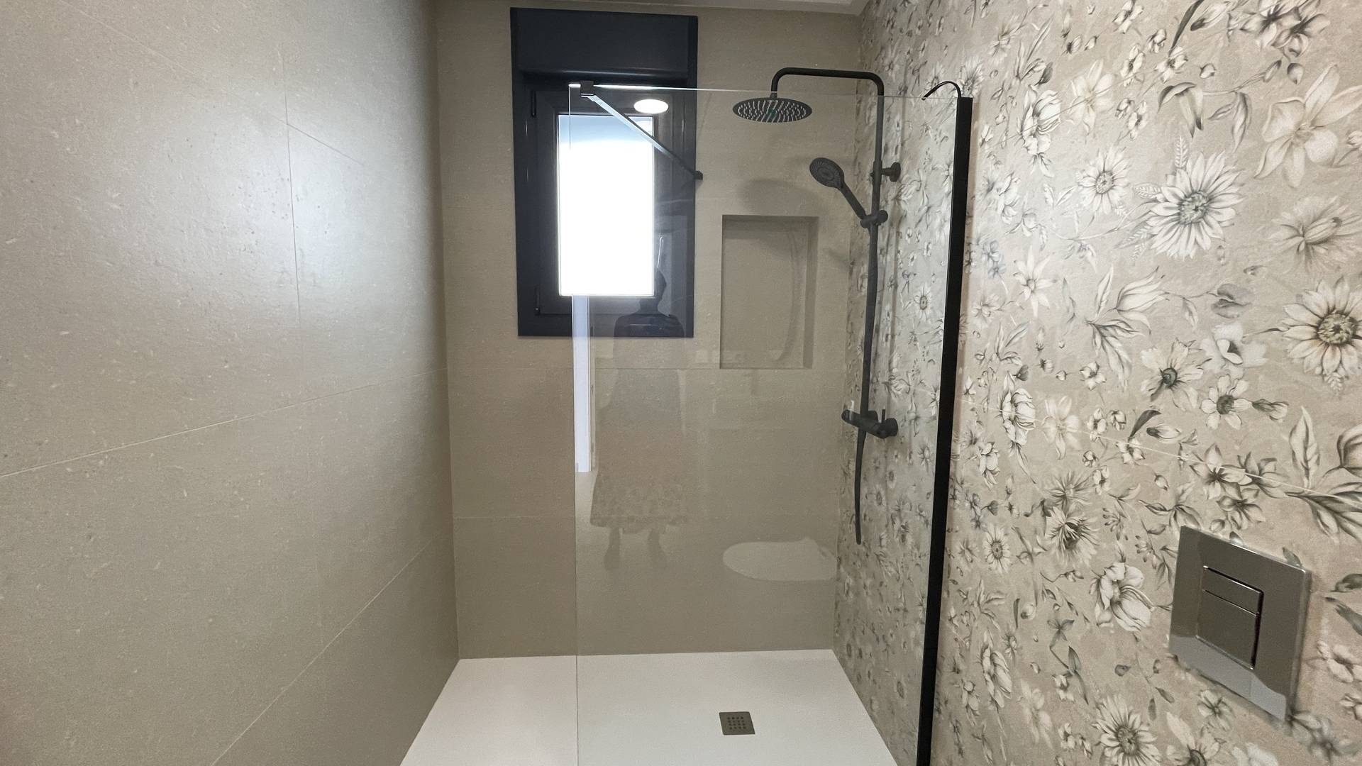 Nueva construcción  - Villa independiente - Heredades