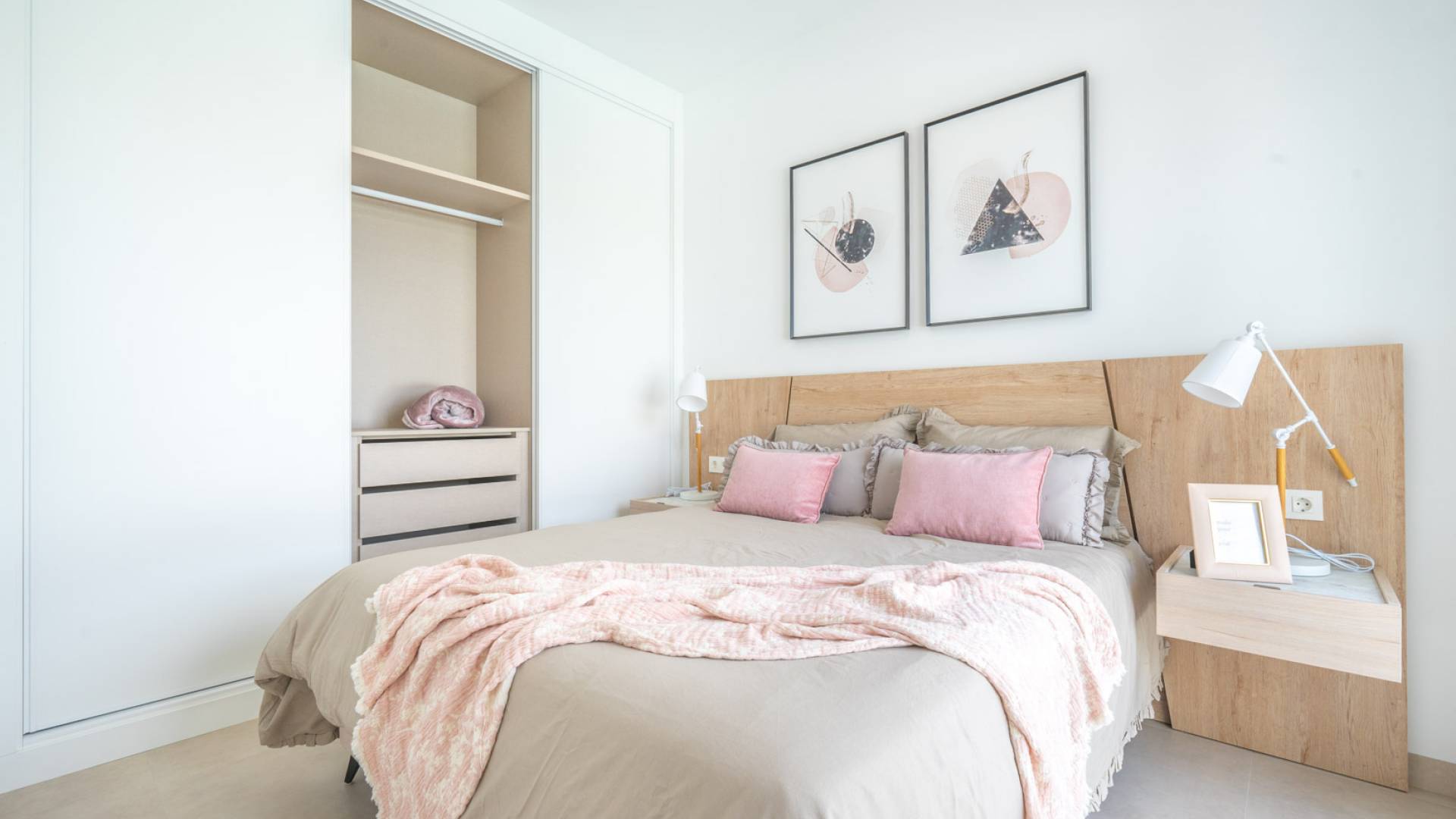 Nueva construcción  - Villa independiente - Roldán