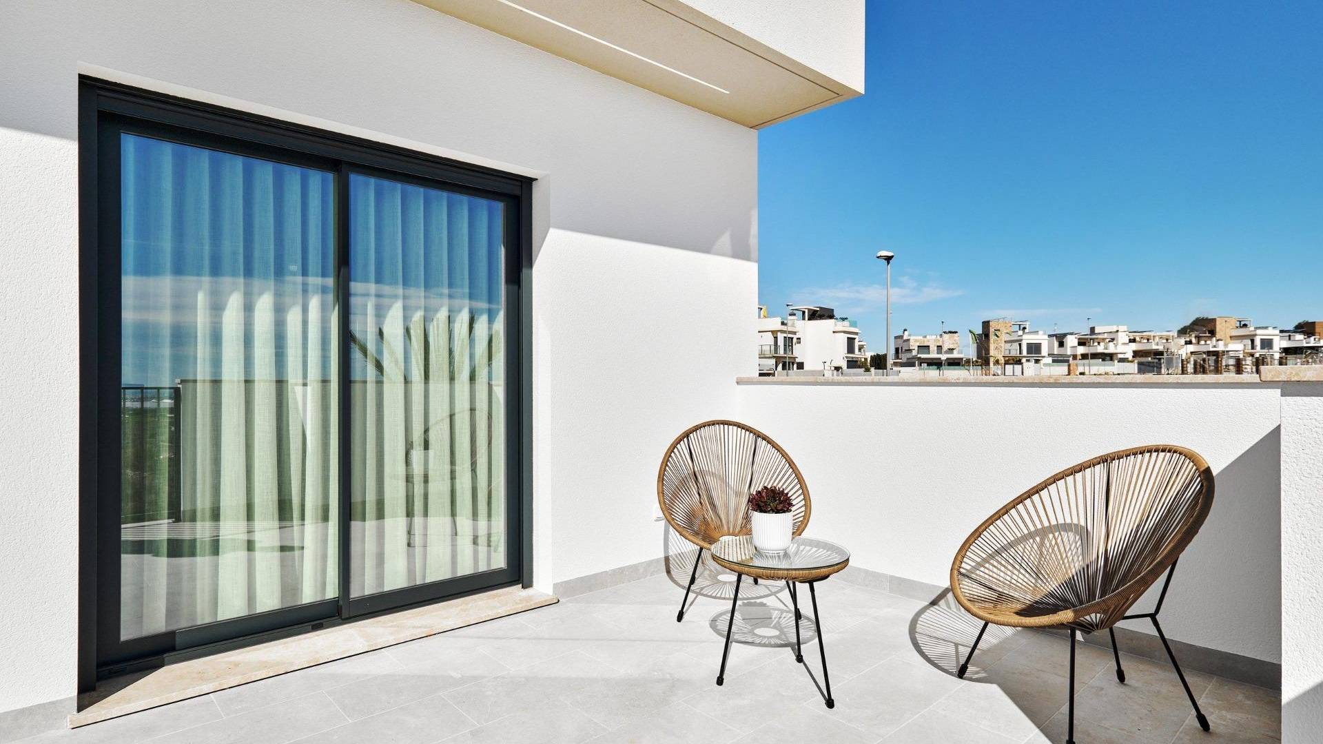 Nueva construcción  - Villa independiente - San Miguel de Salinas - Cerro del Sol