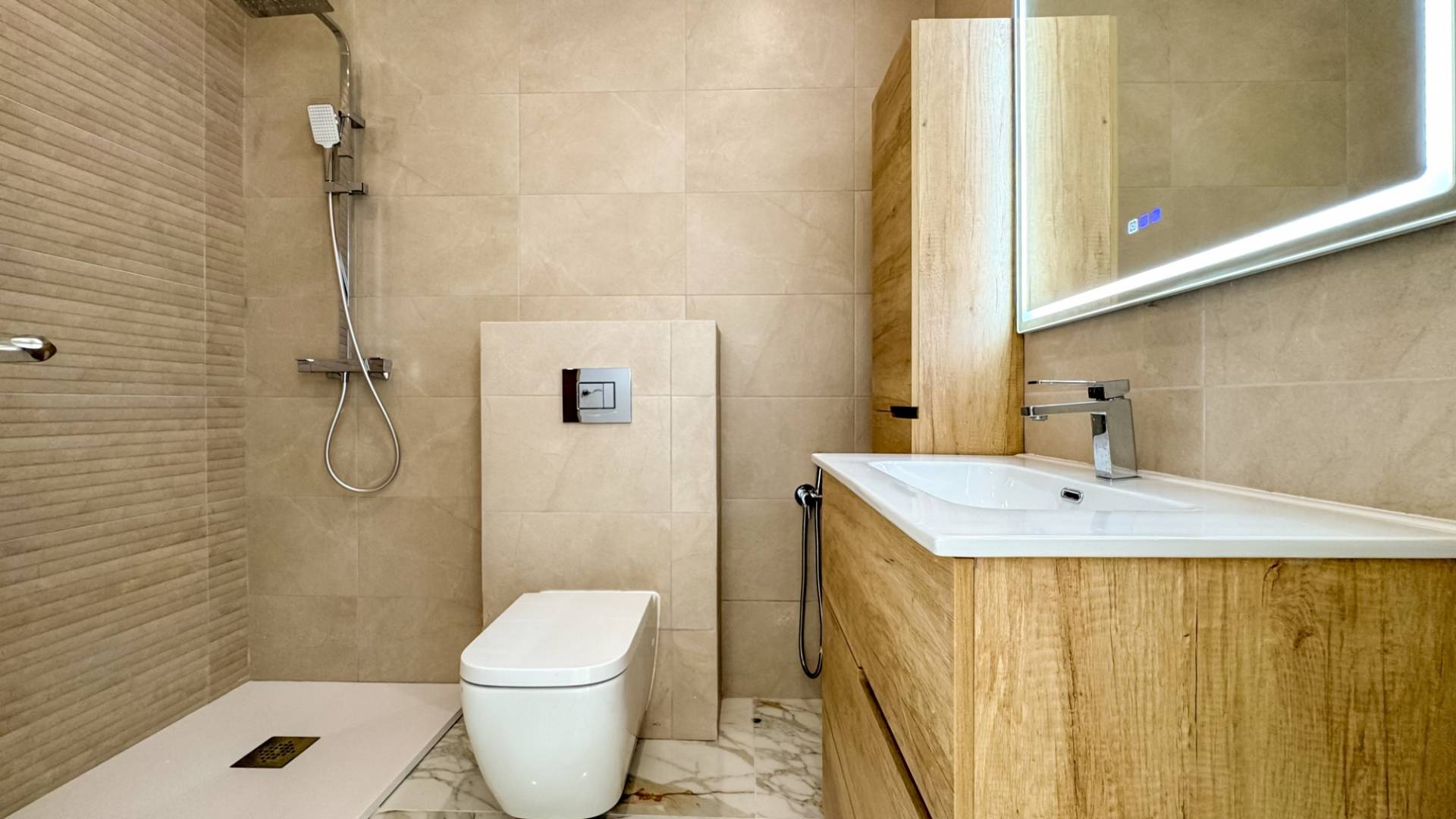 Nueva construcción  - Villa independiente - Torrevieja - Los altos