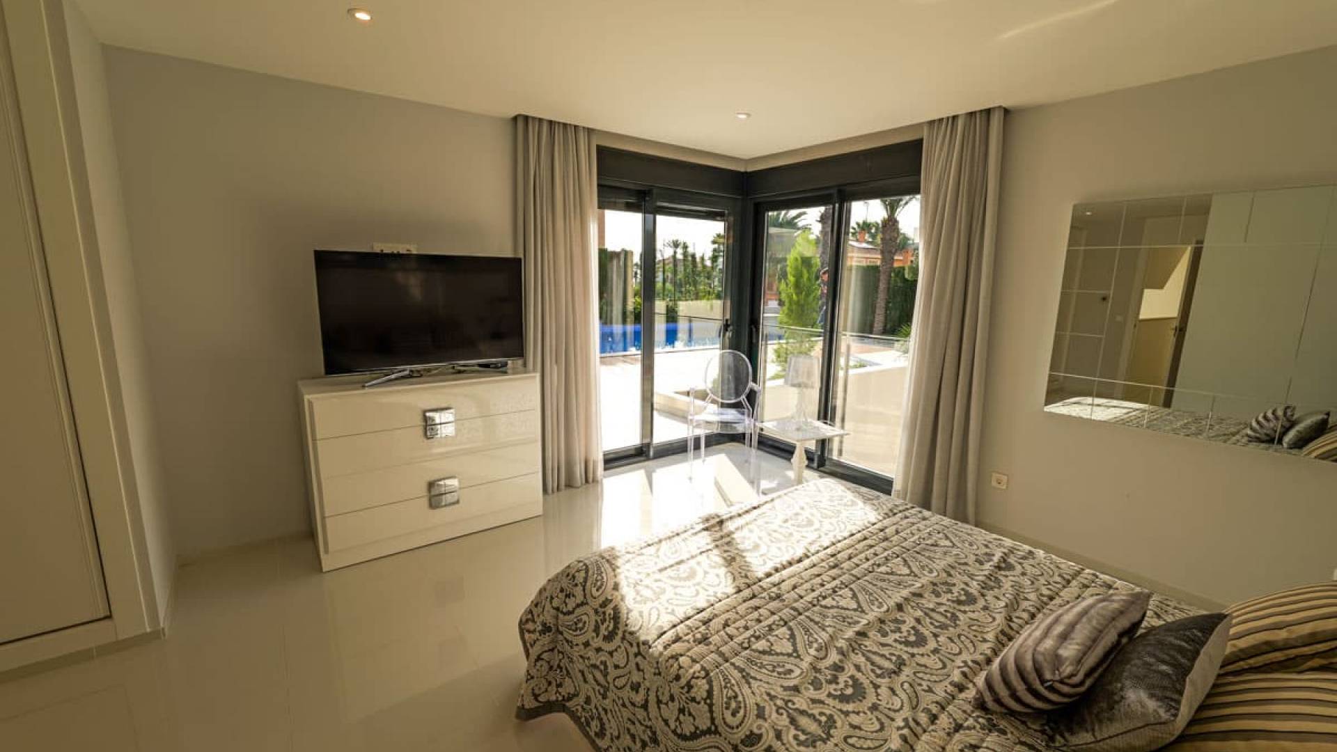 Nueva construcción  - Villa independiente - Torrevieja