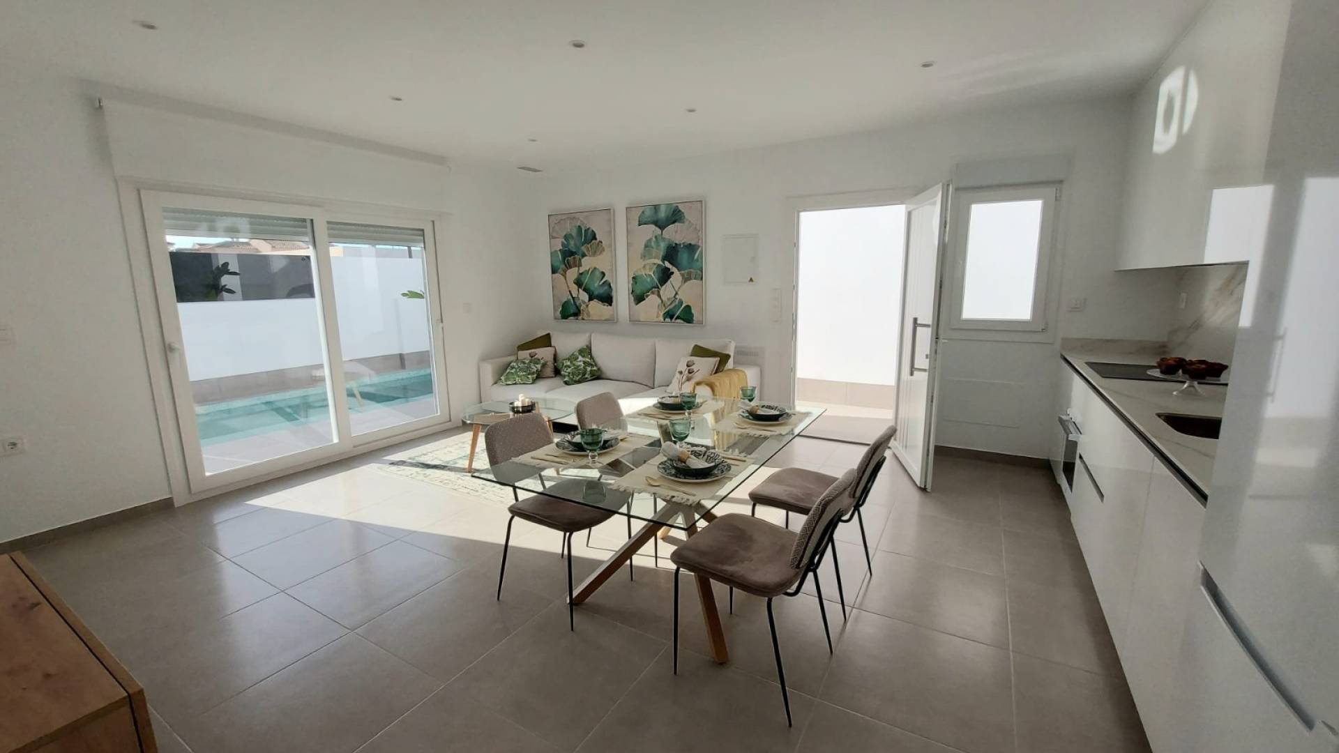 Nueva construcción  - Villa semi pareada - Roldán