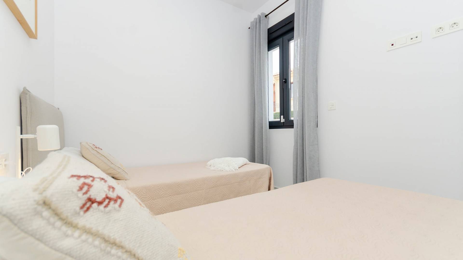 Nueva construcción  - Villa semi pareada - Torrevieja - torrevieja