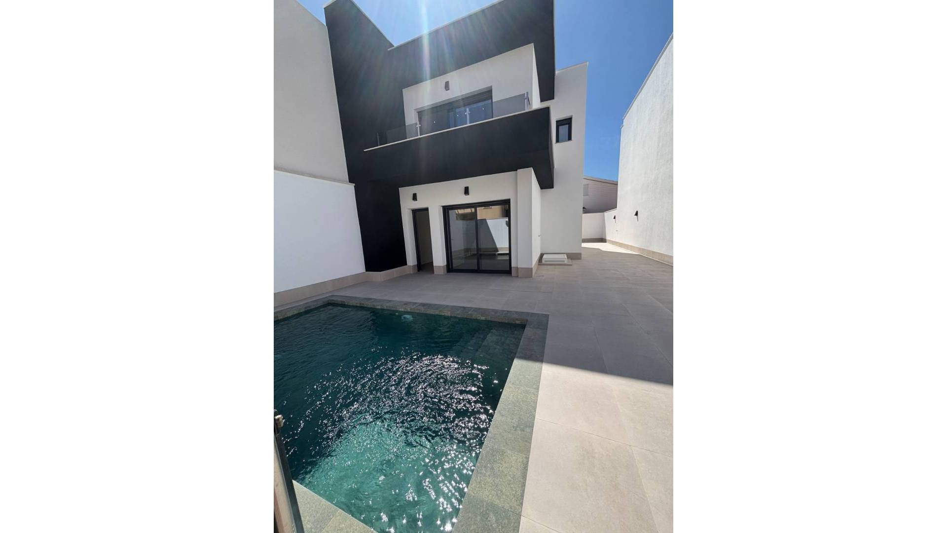 Nueva construcción  - Villa / Semi separado - Almoradi - Las Heredades