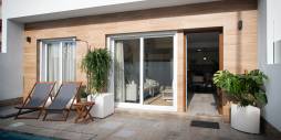 Nueva construcción  - Villa / Semi separado - Jerónimo y Avileses