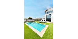 Nueva construcción  - Villa / Semi separado - La Finca Golf