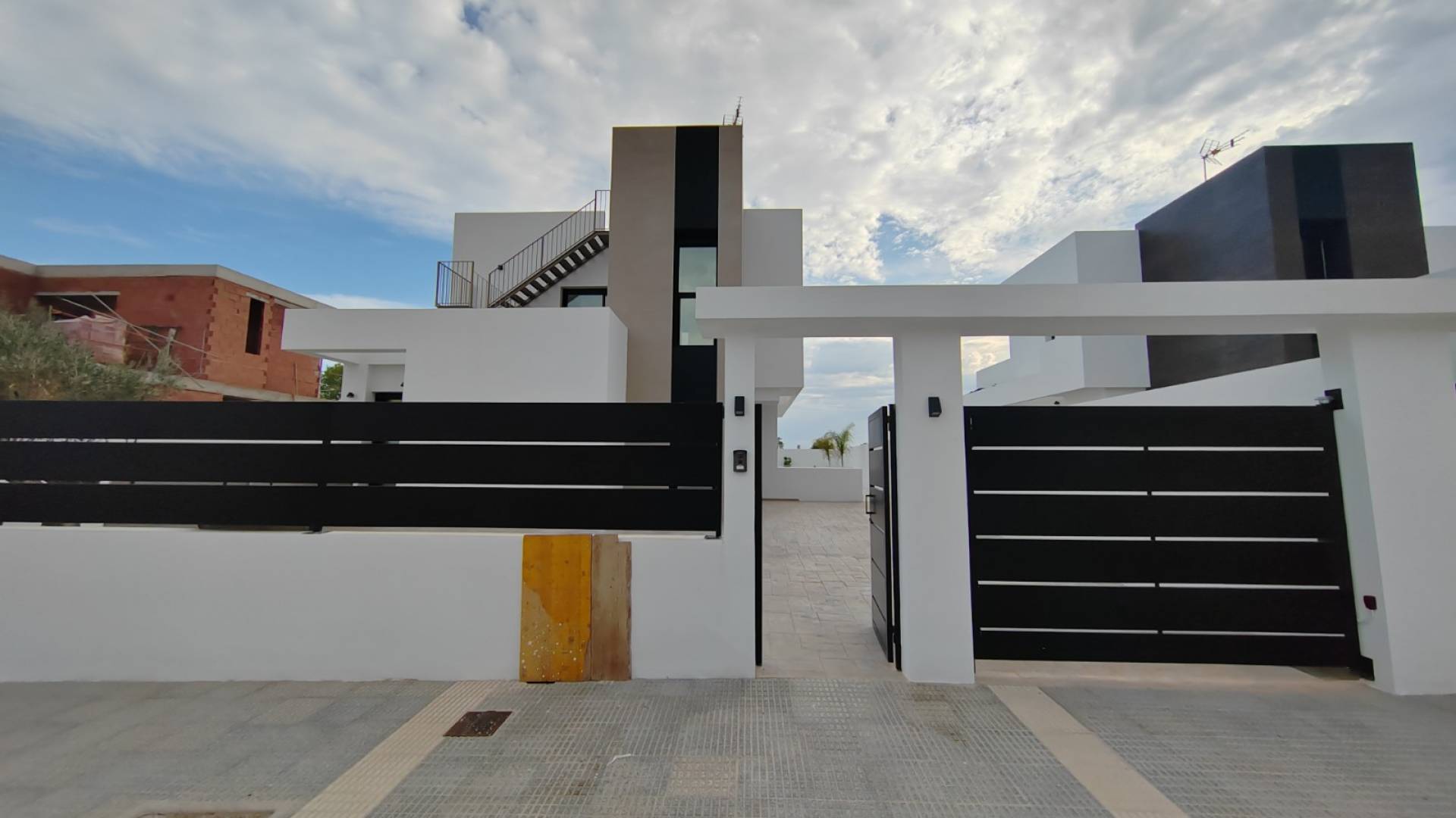 Nueva construcción  - Villa / Semi separado - San Juan Alicante - Playa de San Juan