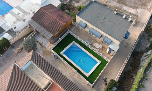 Onafhankelijke villa - Tweedehands - Albatera - Albatera