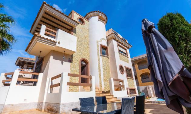 Onafhankelijke villa - Tweedehands - Orihuela Costa - Villamartin