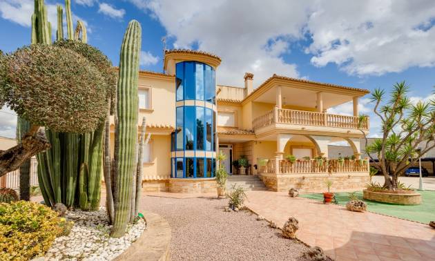 Onafhankelijke villa - Tweedehands - Orihuela - Orihuela