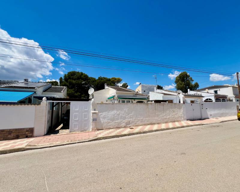 Onafhankelijke villa · Tweedehands · Torrevieja · El chaparral