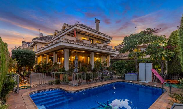 Onafhankelijke villa - Tweedehands - Torrevieja - La veleta