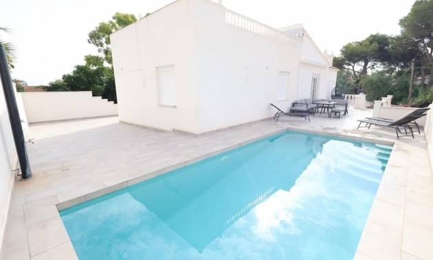 Onafhankelijke villa - Tweedehands - Torrevieja - Los balcones