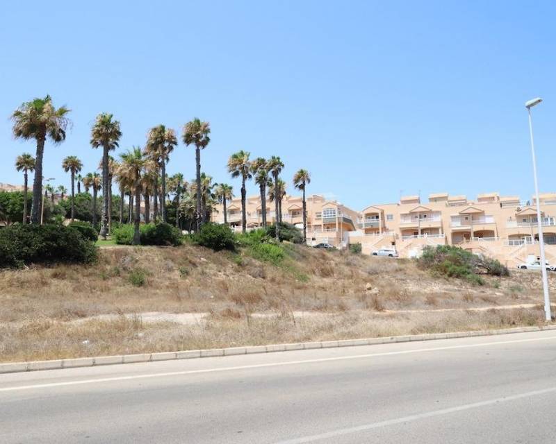 Plot · Second hand · Torrevieja · Cabo Cervera