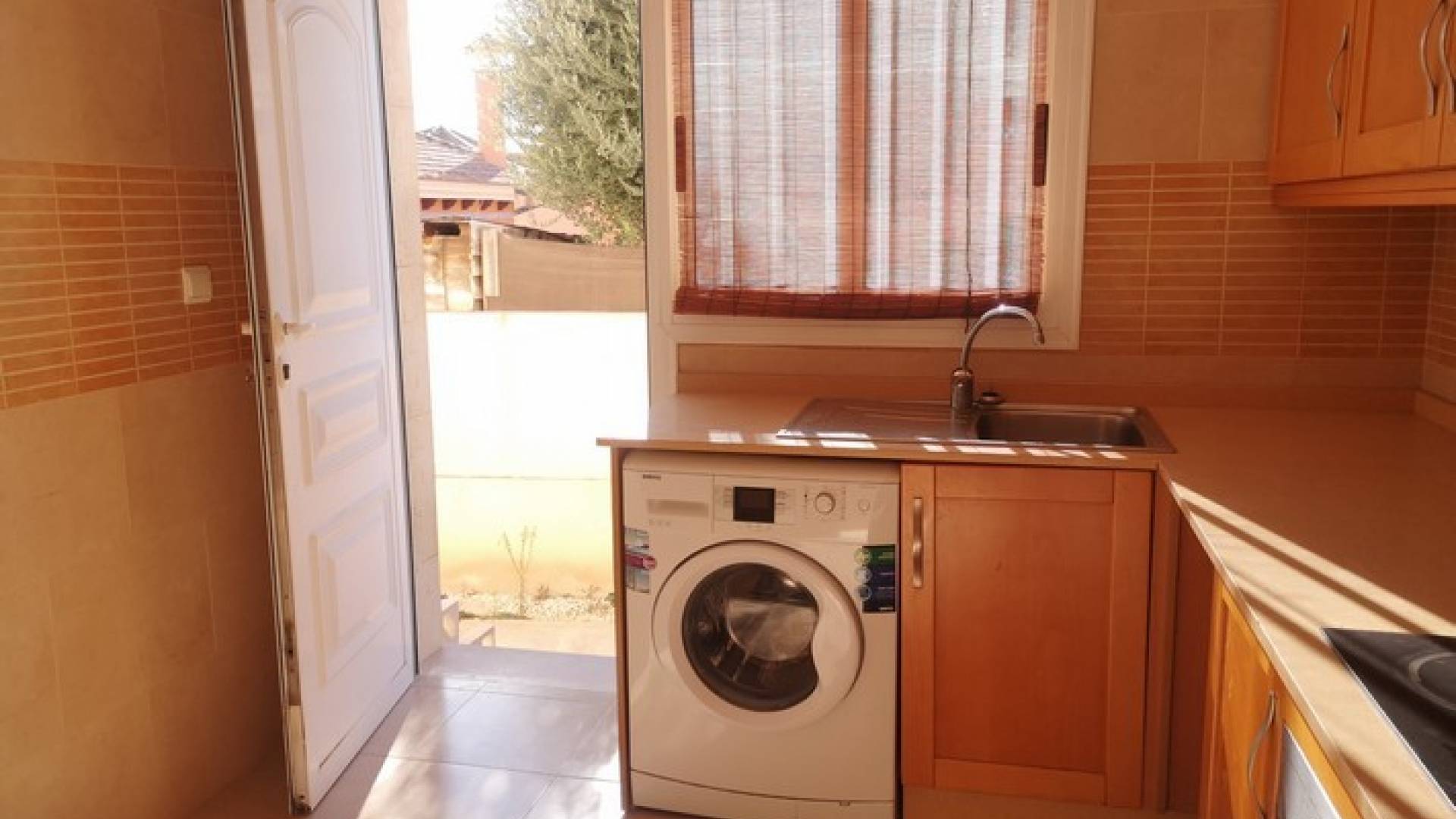 Second hand - 2. Town house - Los Montesinos - La Herrada