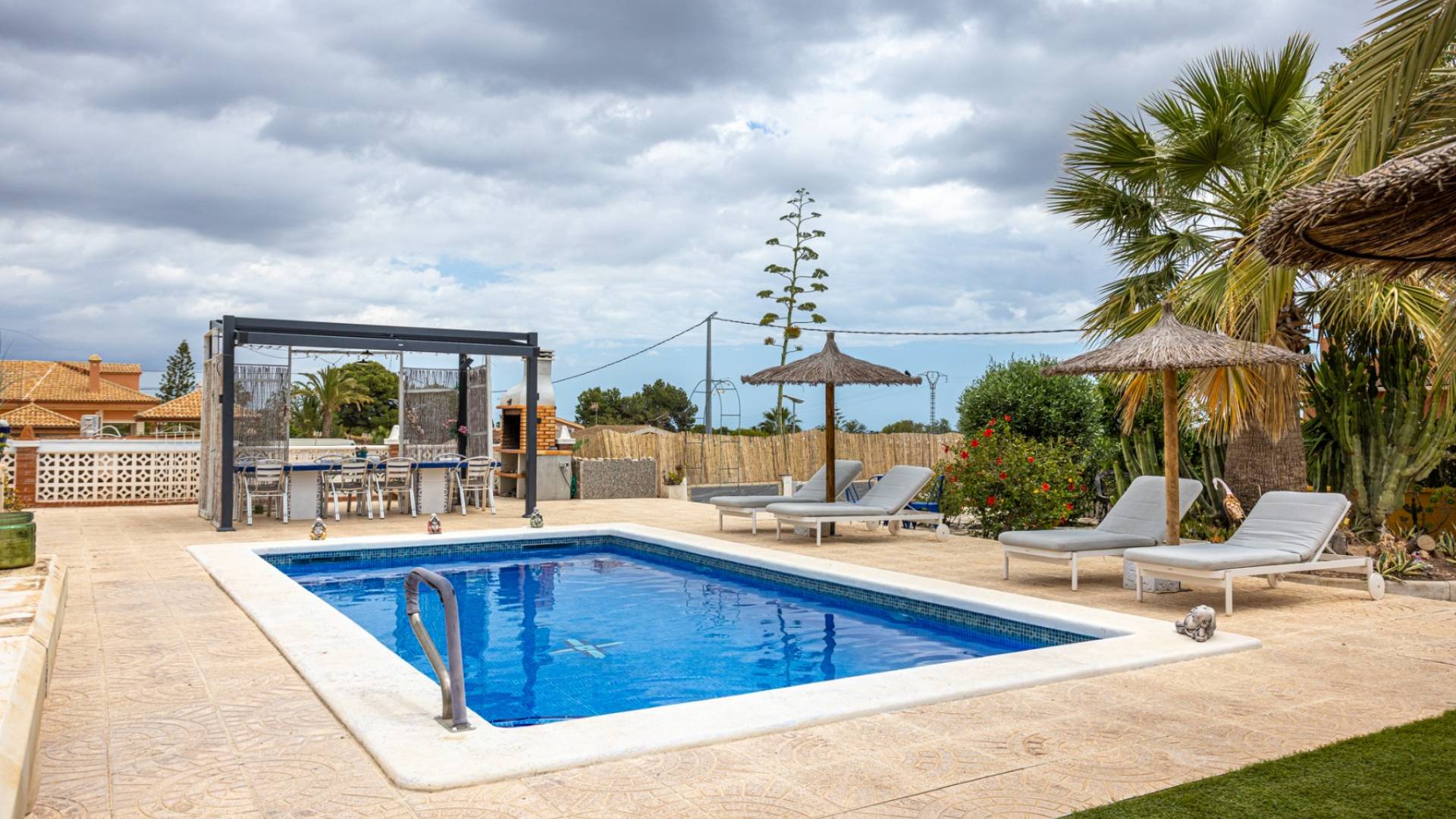 Second hand - 5. Finca / Country Property - Albatera