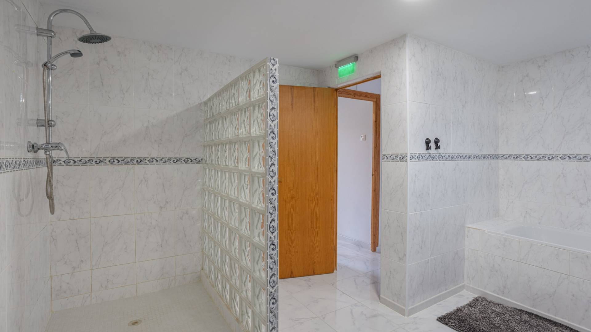 Second hand - 5. Finca / Country Property - Albatera