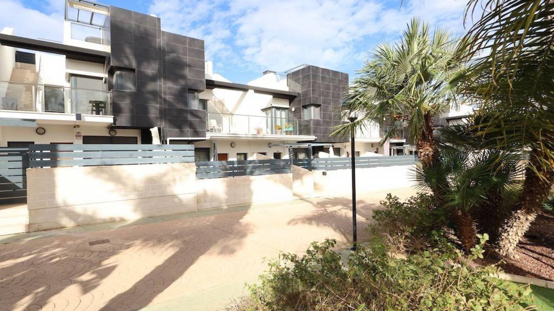 Second hand - Adosado - Orihuela Costa - Los Dolses