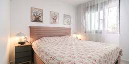 Second hand - Adosado - Torrevieja - Los balcones