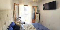 Second hand - Adosado - Torrevieja - Los balcones