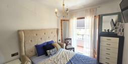 Second hand - Adosado - Torrevieja - Los balcones