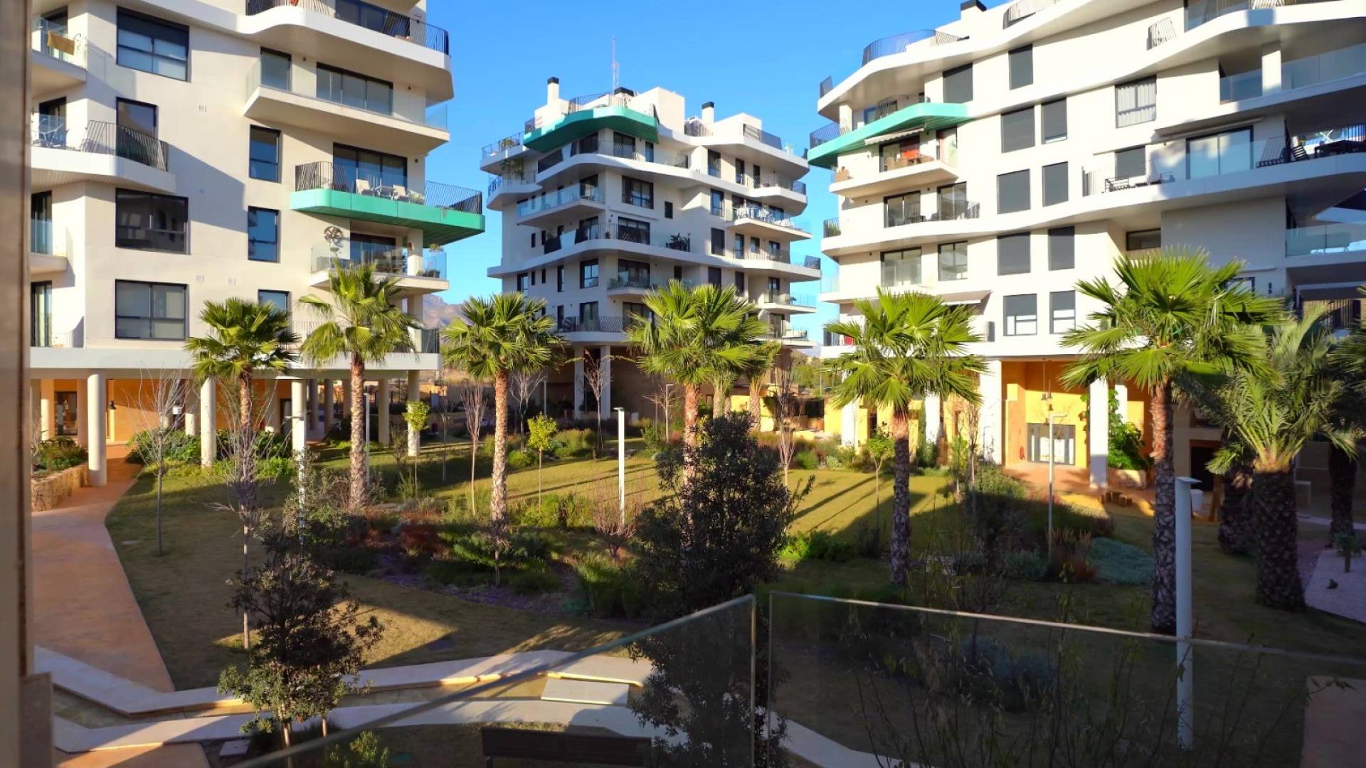 Second hand - Adosado - Villajoyosa