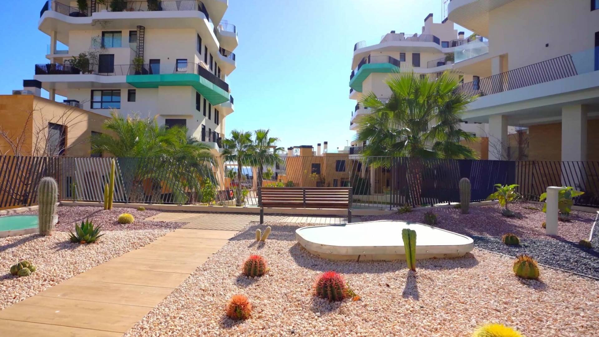 Second hand - Adosado - Villajoyosa