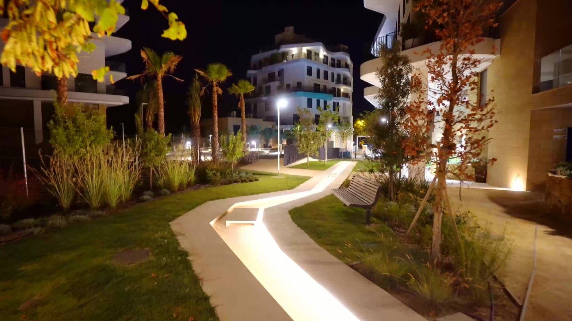 Second hand - Adosado - Villajoyosa