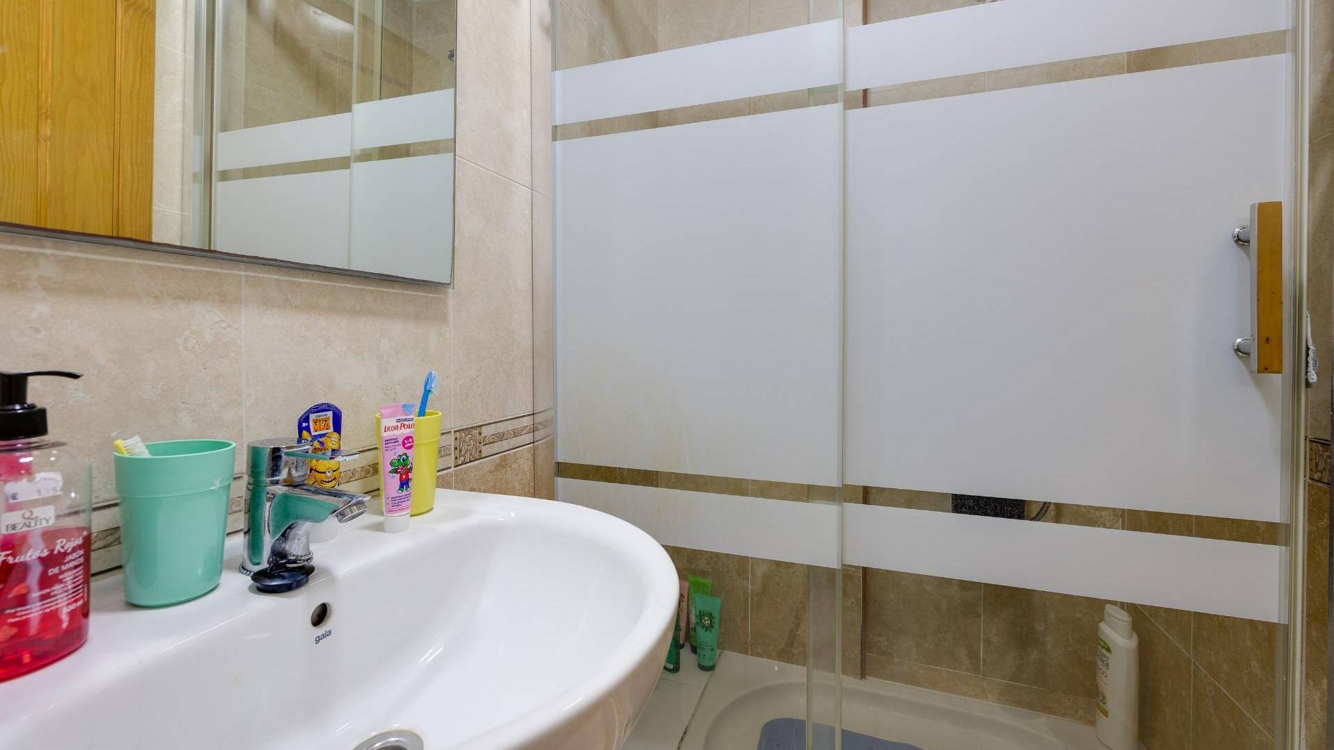 Second hand - Apartamento - Torrevieja - Estacion de autobuses