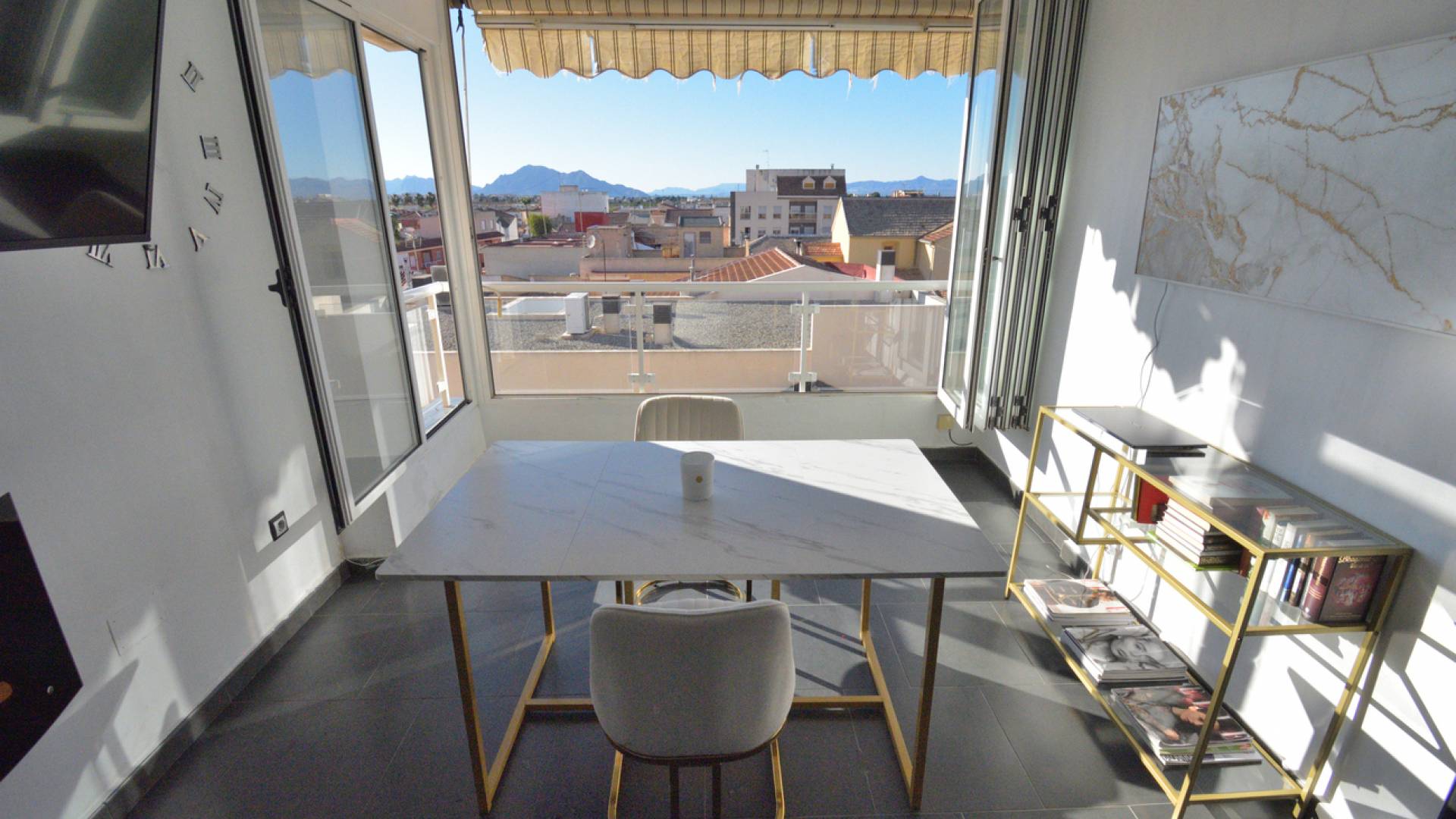 Second hand - Apartment - Daya Nueva