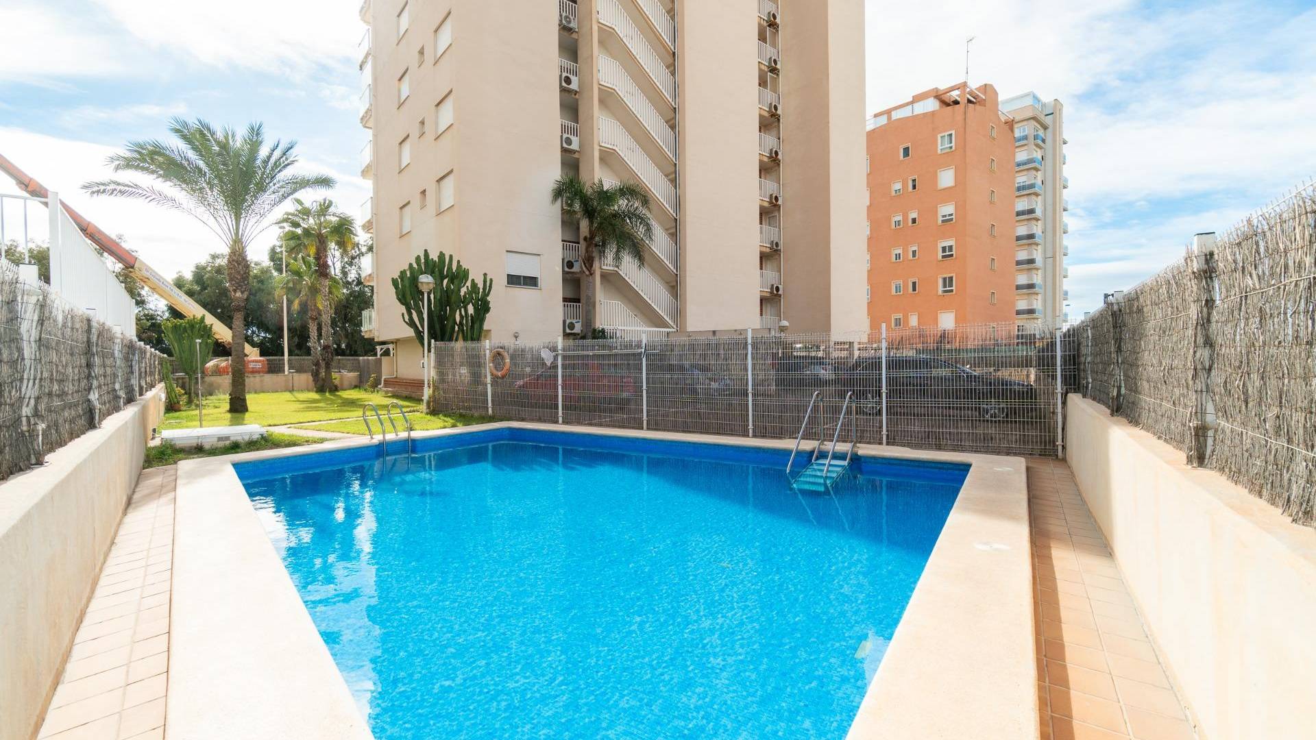 Second hand - Apartment - Flat - Guardamar del Segura - Puerto Deportivo