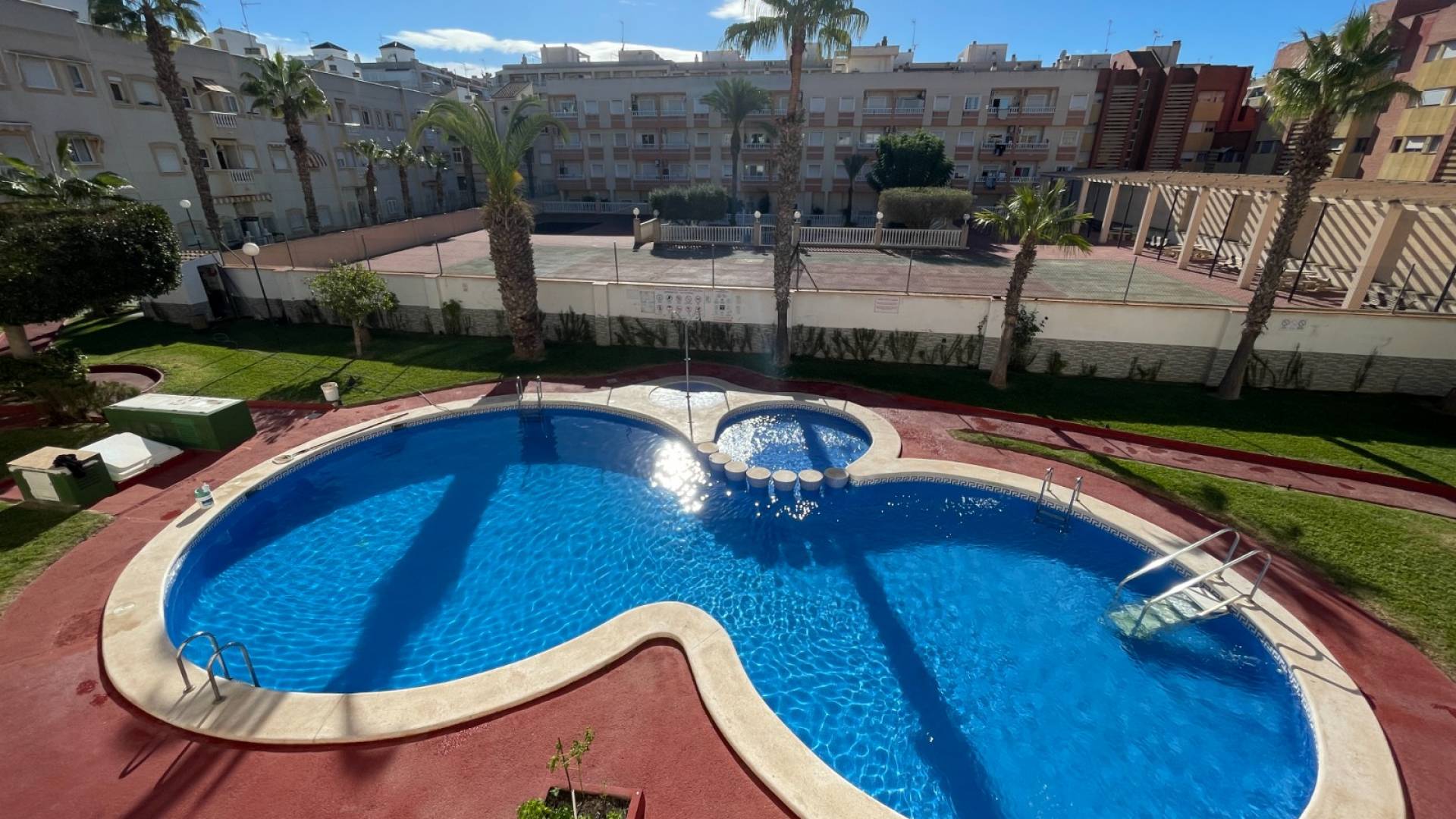 Second hand - Apartment - Flat - Torrevieia - Comunidad Valenciana