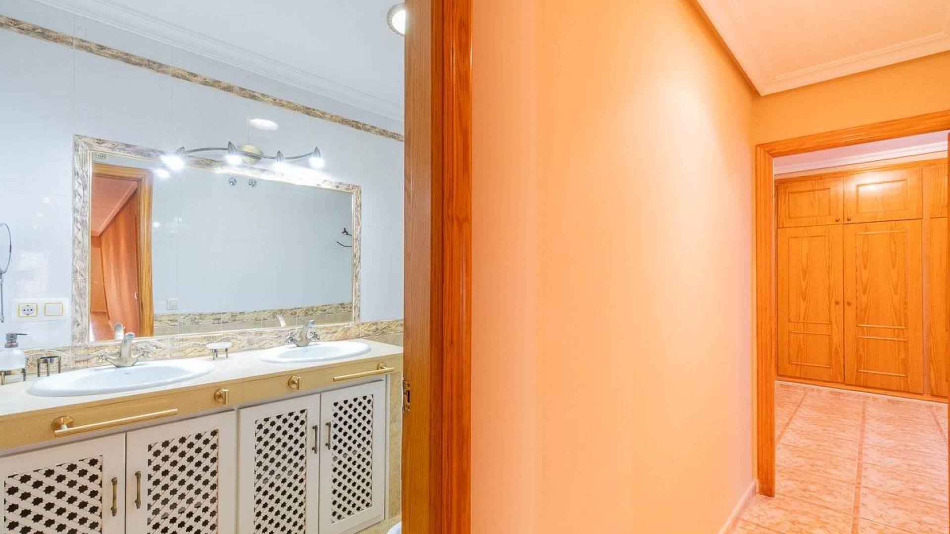 Second hand - Apartment - Flat - Torrevieja - Centro