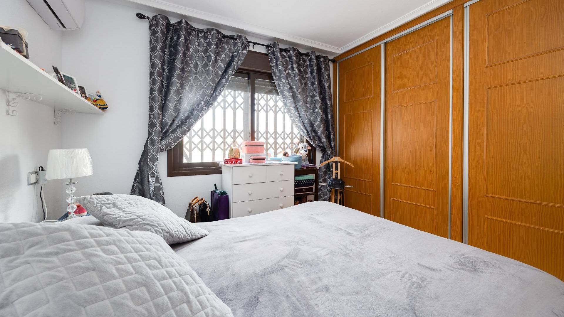 Second hand - Apartment - Flat - Torrevieja - Estacion de autobuses