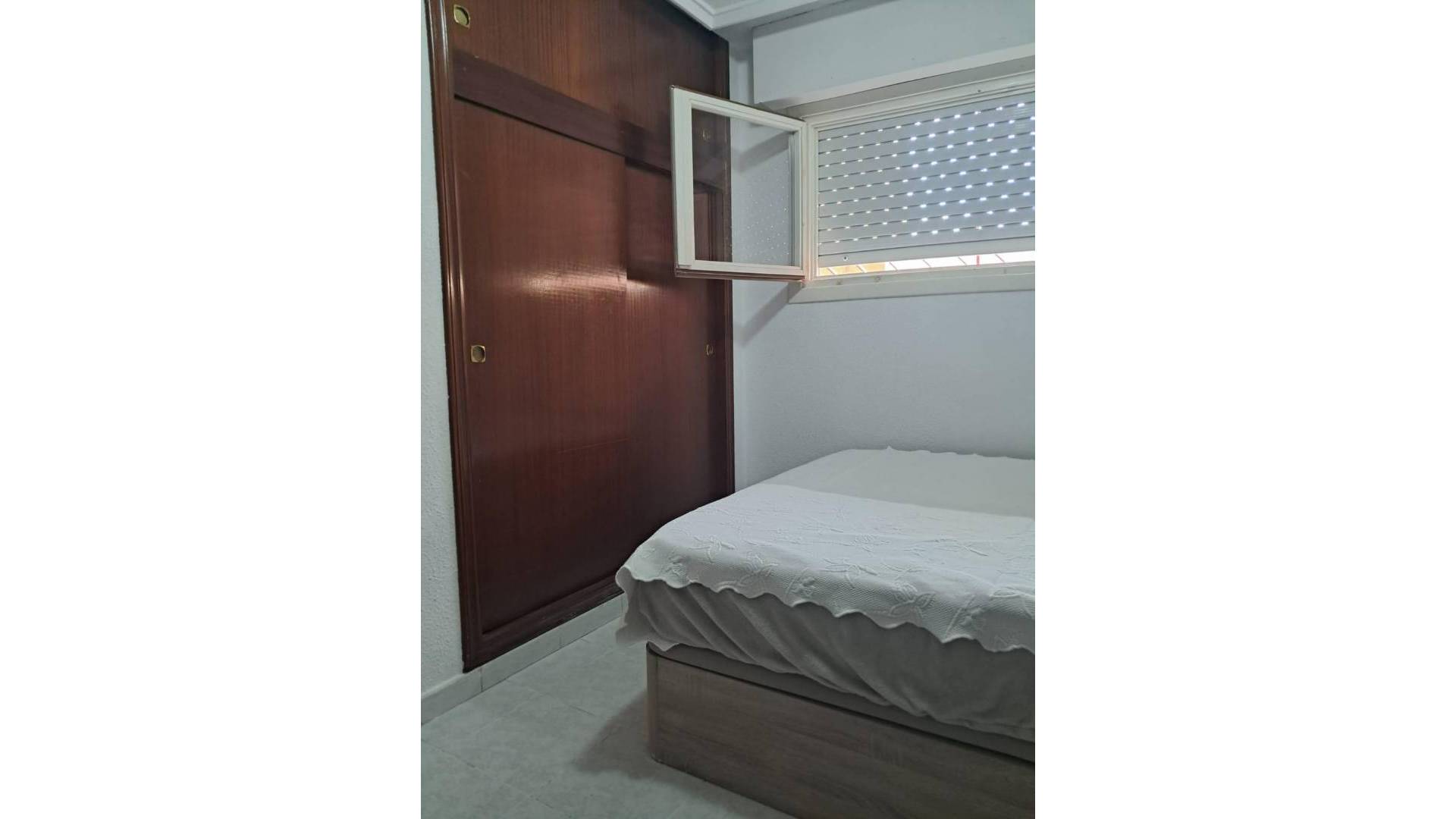 Second hand - Apartment - Flat - Torrevieja - Playa de los Locos