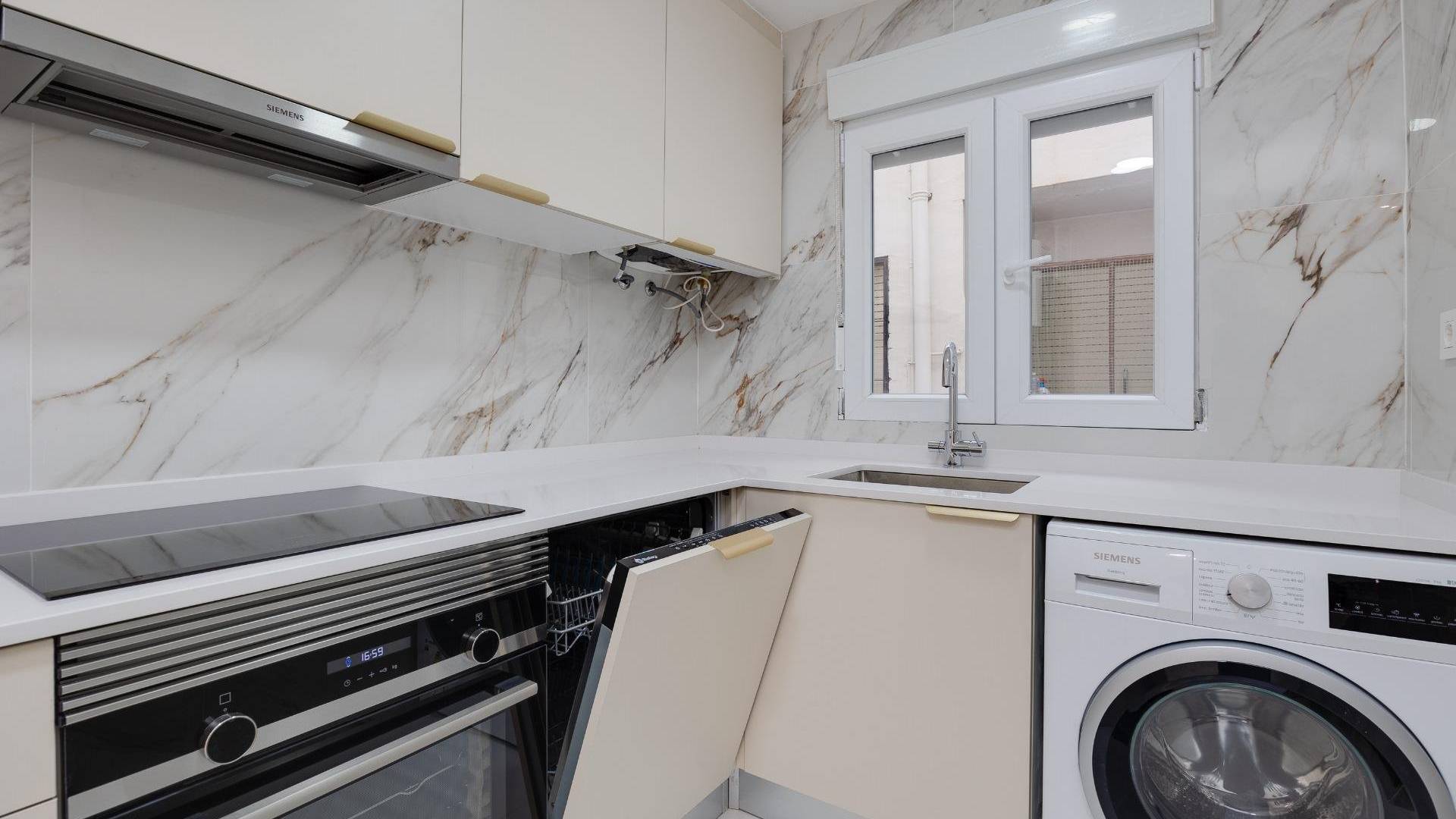 Second hand - Apartment - Flat - Torrevieja - Playa de los Naufragos