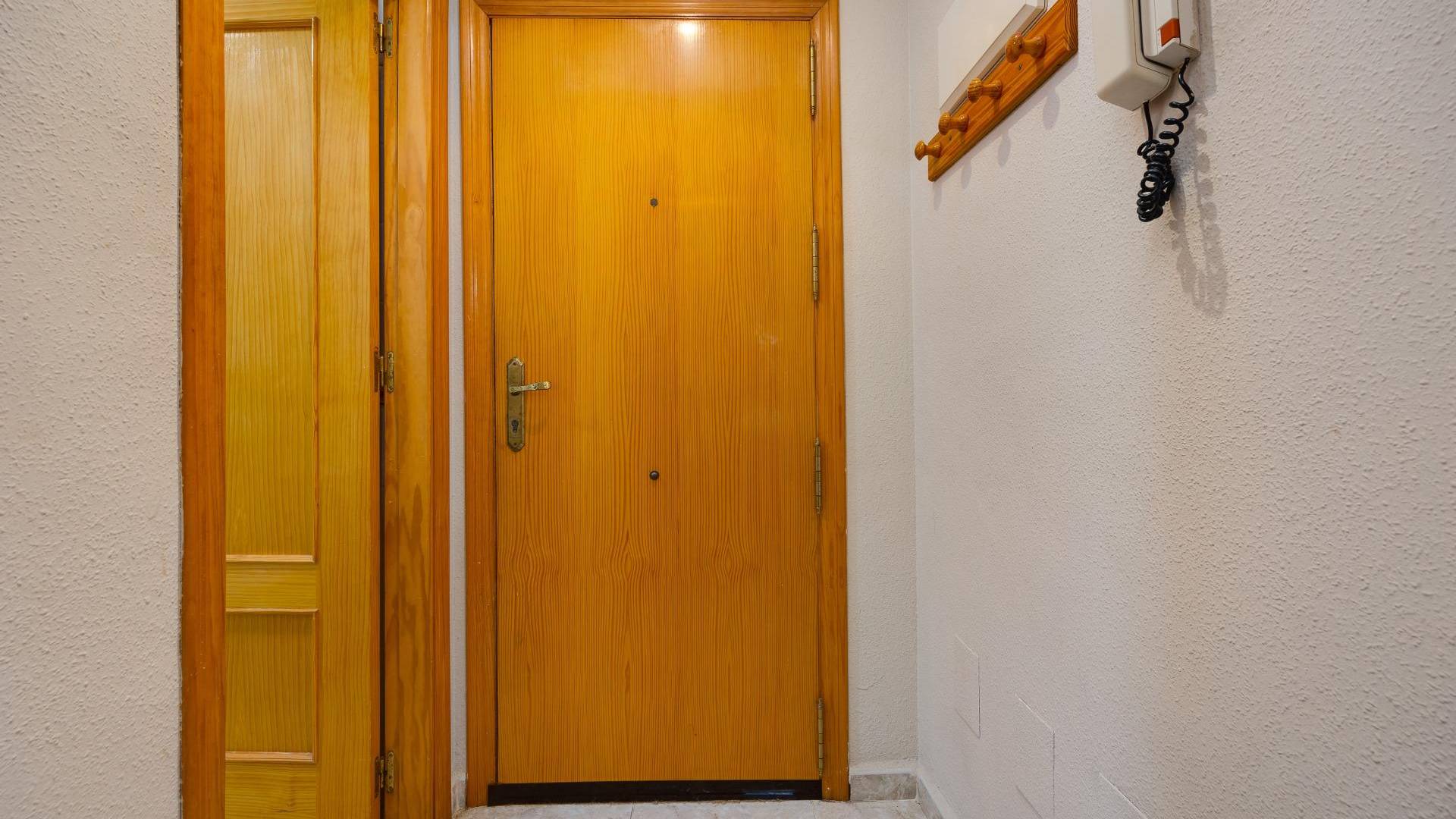 Second hand - Apartment - Flat - Torrevieja - Playa de los Naufragos