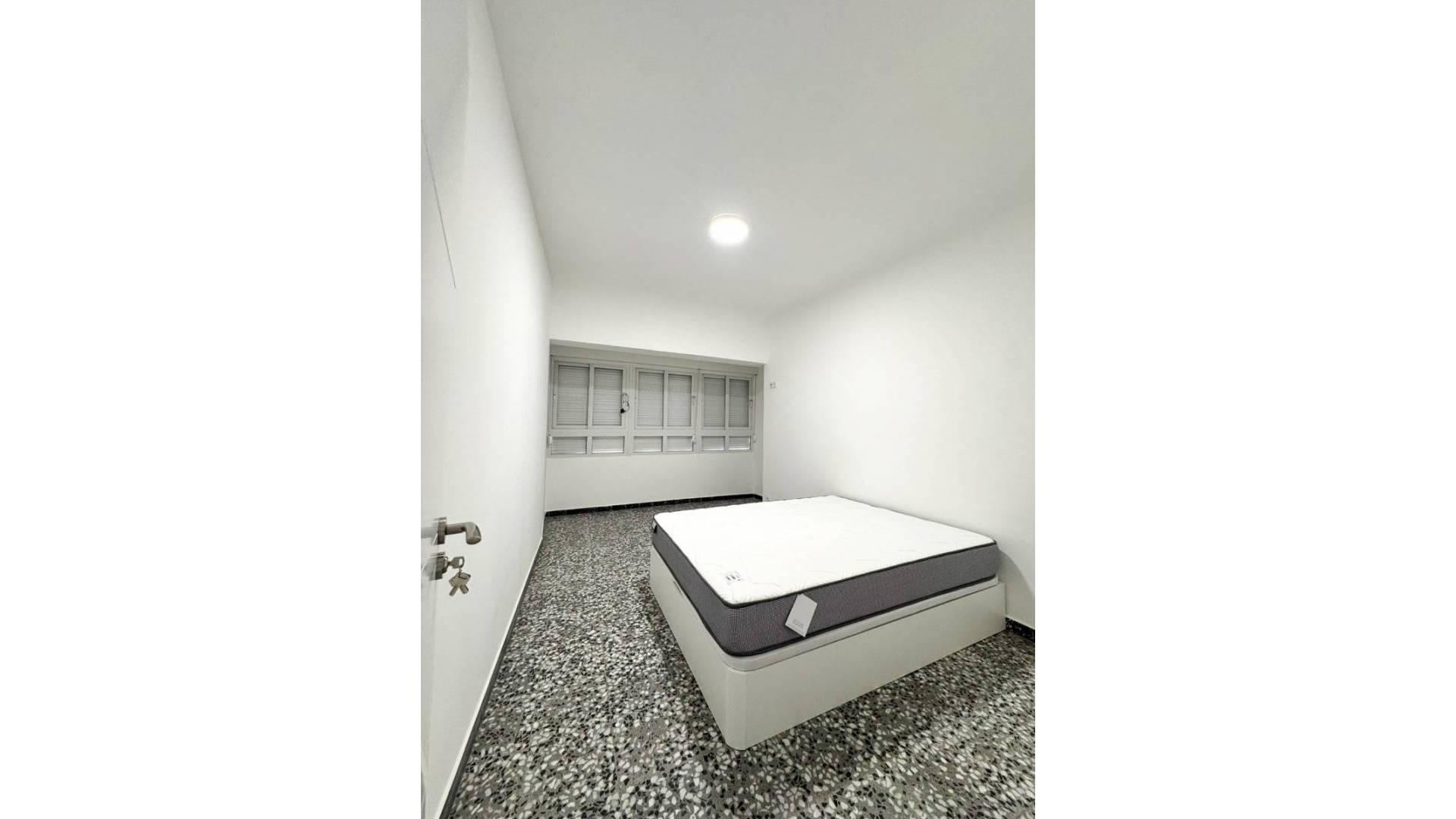 Second hand - Apartment - Flat - Torrevieja - Torrevieja Centro