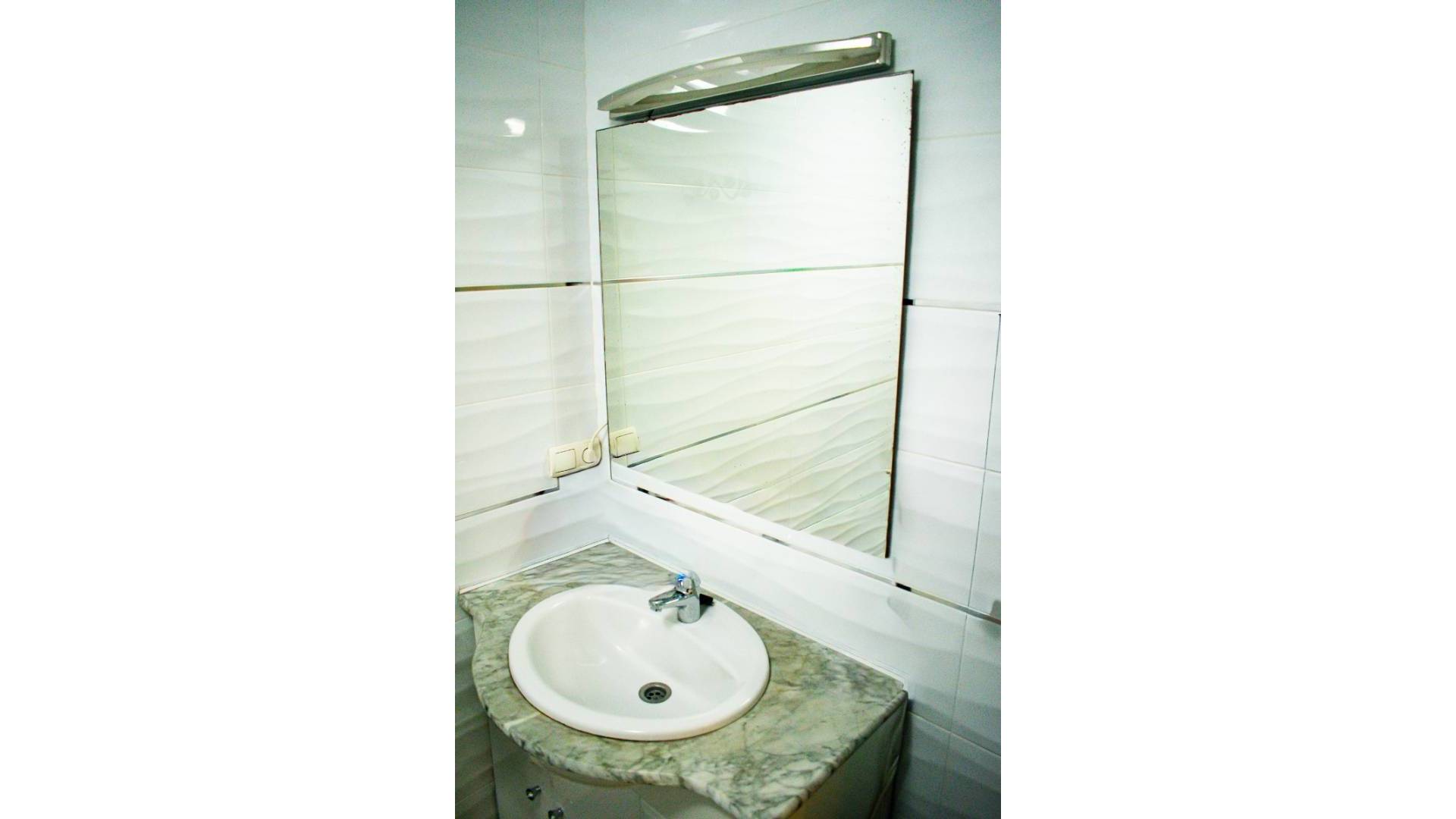 Second hand - Apartment - Flat - Torrevieja - Torrevieja Centro