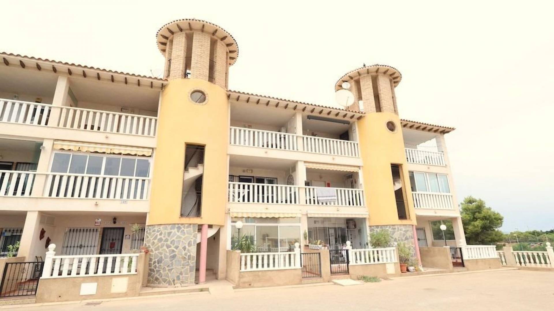 Second hand - Apartment - Orihuela Costa - La Zenia