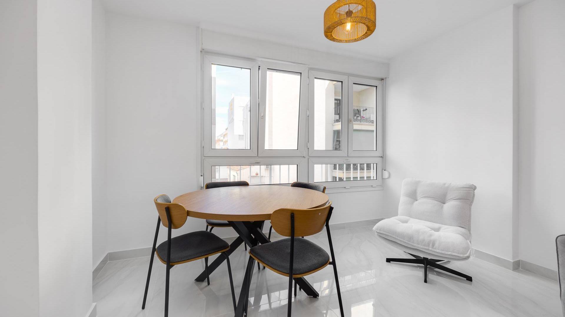 Second hand - Apartment - Torrevieja - Acequion