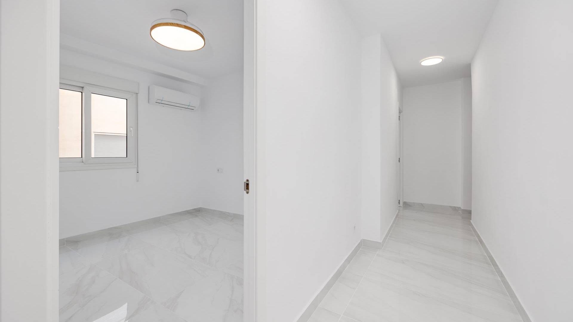 Second hand - Apartment - Torrevieja - Acequion