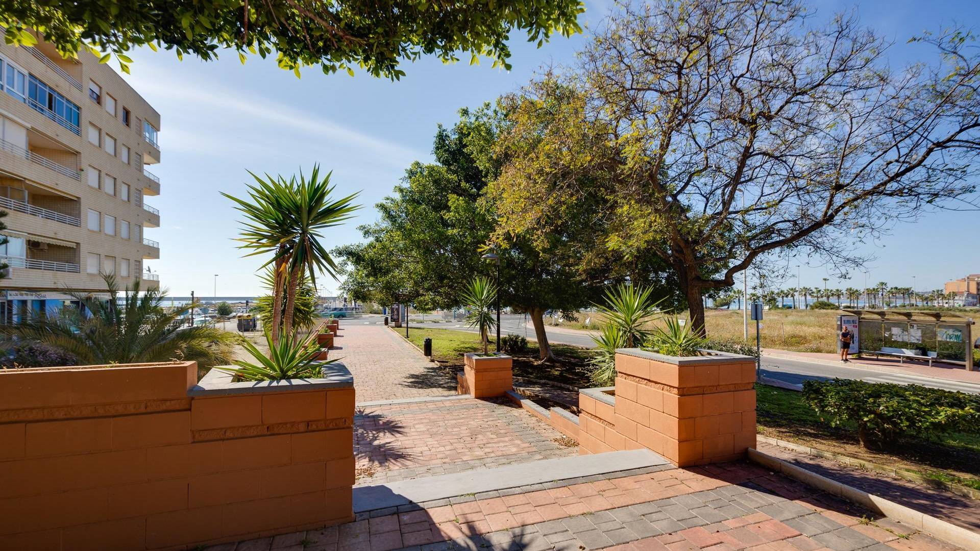 Second hand - Apartment - Torrevieja - Acequion