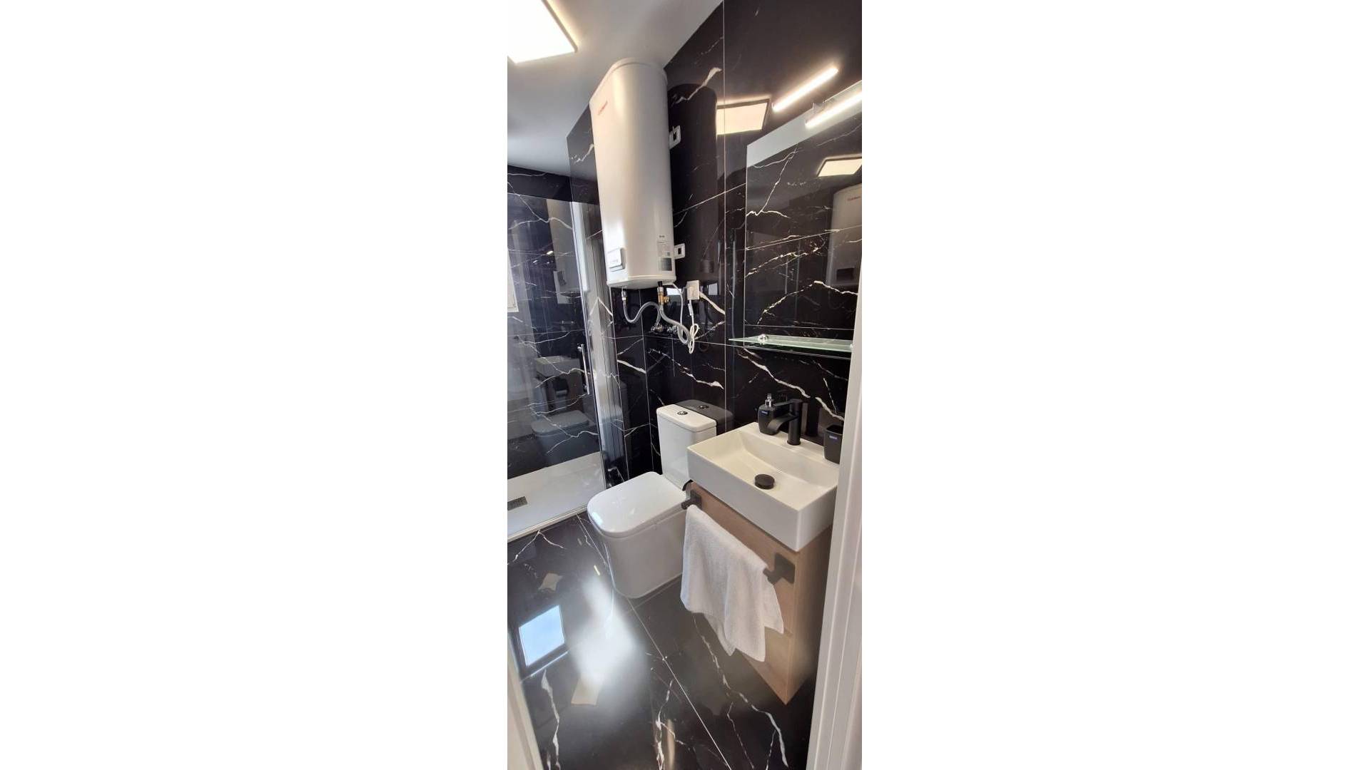 Second hand - Apartment - Torrevieja - Acequion