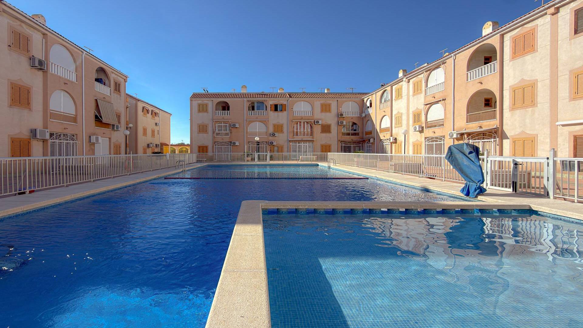 Second hand - Apartment - Torrevieja - Acequion