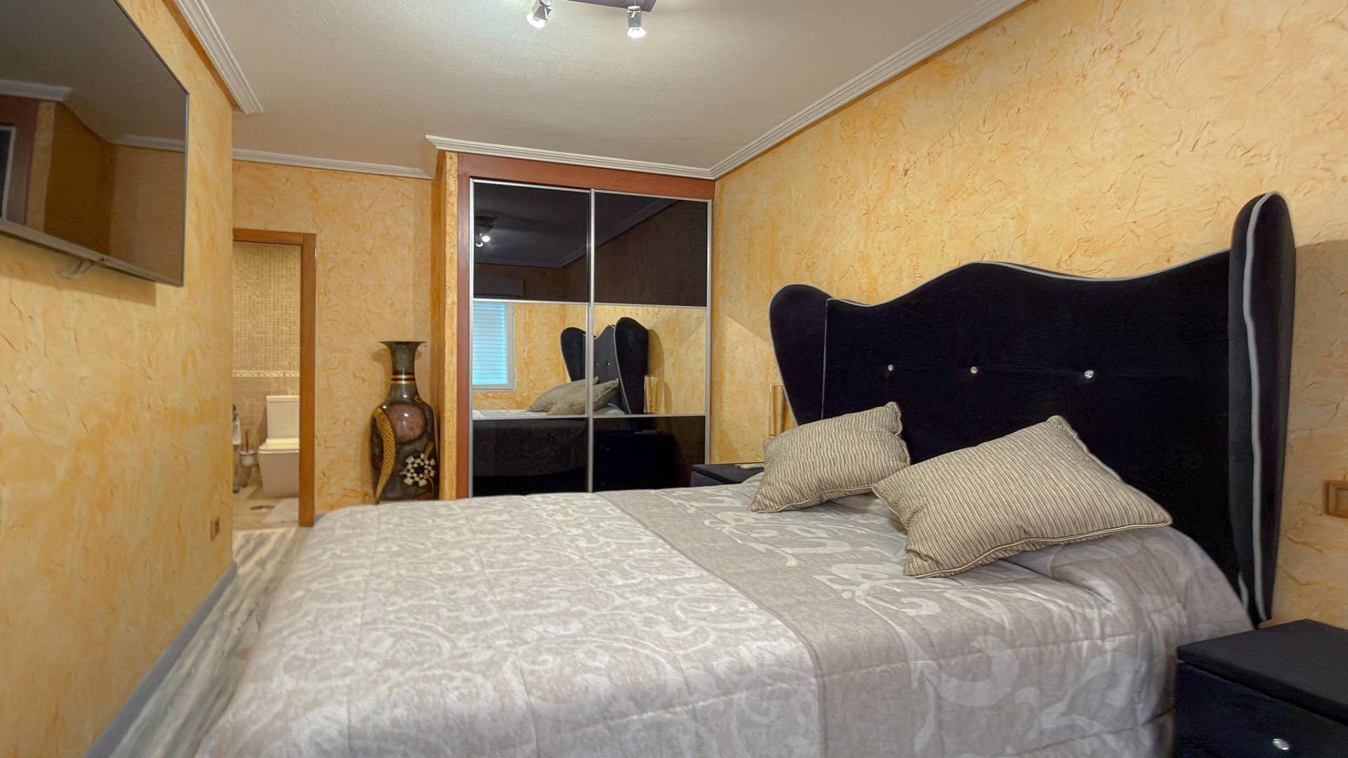 Second hand - Apartment - Torrevieja - Acequion
